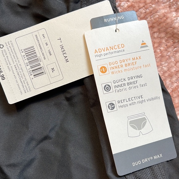 THIS LISTING HAS BEEN SOLD - Picture 2 of 4